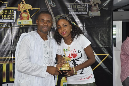 Shantell, receiving her award for Best Lyricist (Female) Category